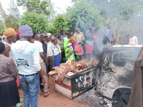 Painful End of the Road for Two Thugs Burnt Alive Inside a Car