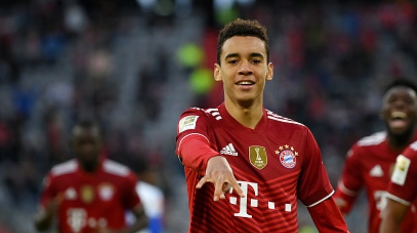 Birthday boy Jamal Musiala fires Bayern Munich back to top of the Bundesliga table after they thrashed second-placed Union Berlin 3-o in a tight match to go top