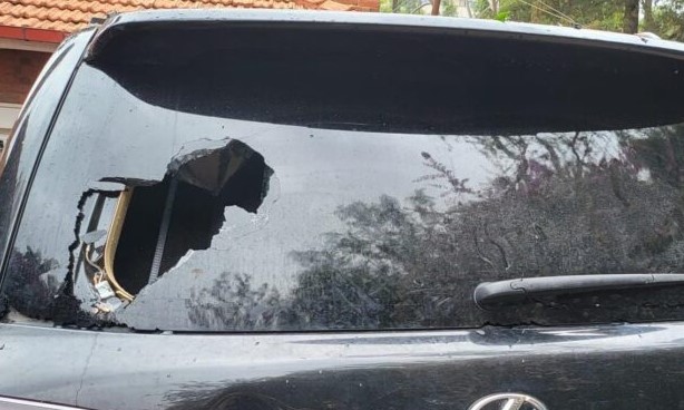 Raila’s  Security Detail Vehicle  Hit With A Live Bullet During Demos