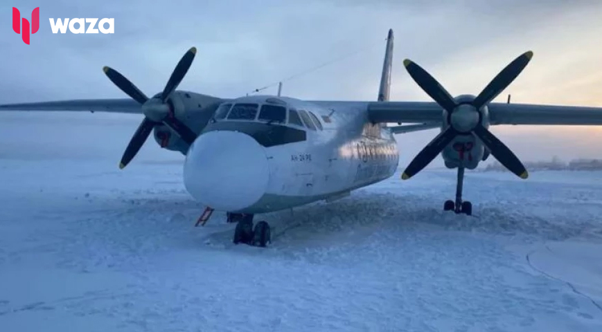Russian Passenger Plane Lands On Frozen River By Mistake
