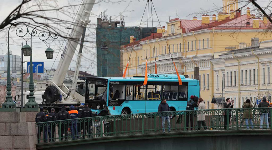Seven Killed As Bus Crashes Into River In Russia's St Petersburg