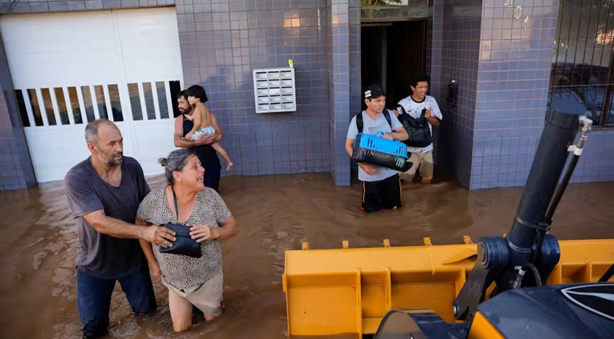 Rescue efforts suspended in Brazil due to increased rains