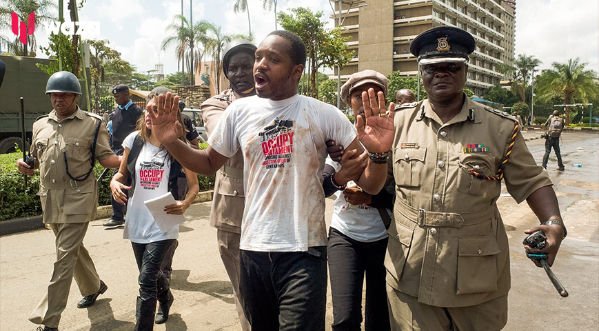 Drama as police attempt to arrest Boniface Mwangi during march for missing protesters